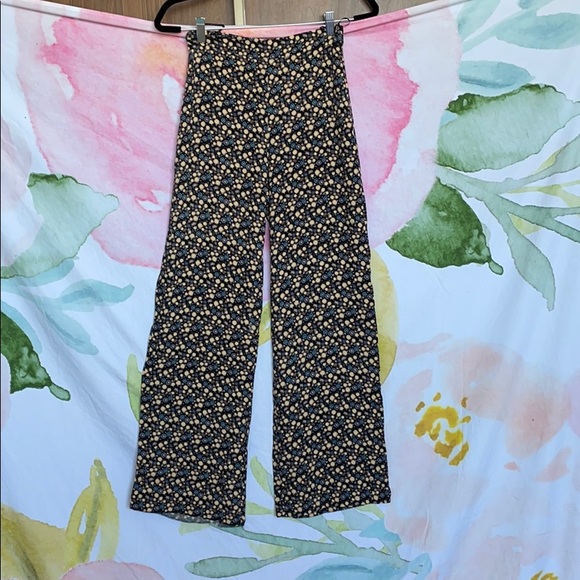 Topshop Floral Print Pants - Picture 5 of 7